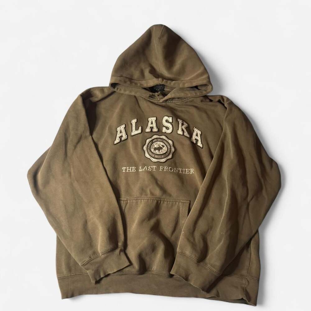 Prairie Mountain Vintage Alaska The Last Frontier Hoodie